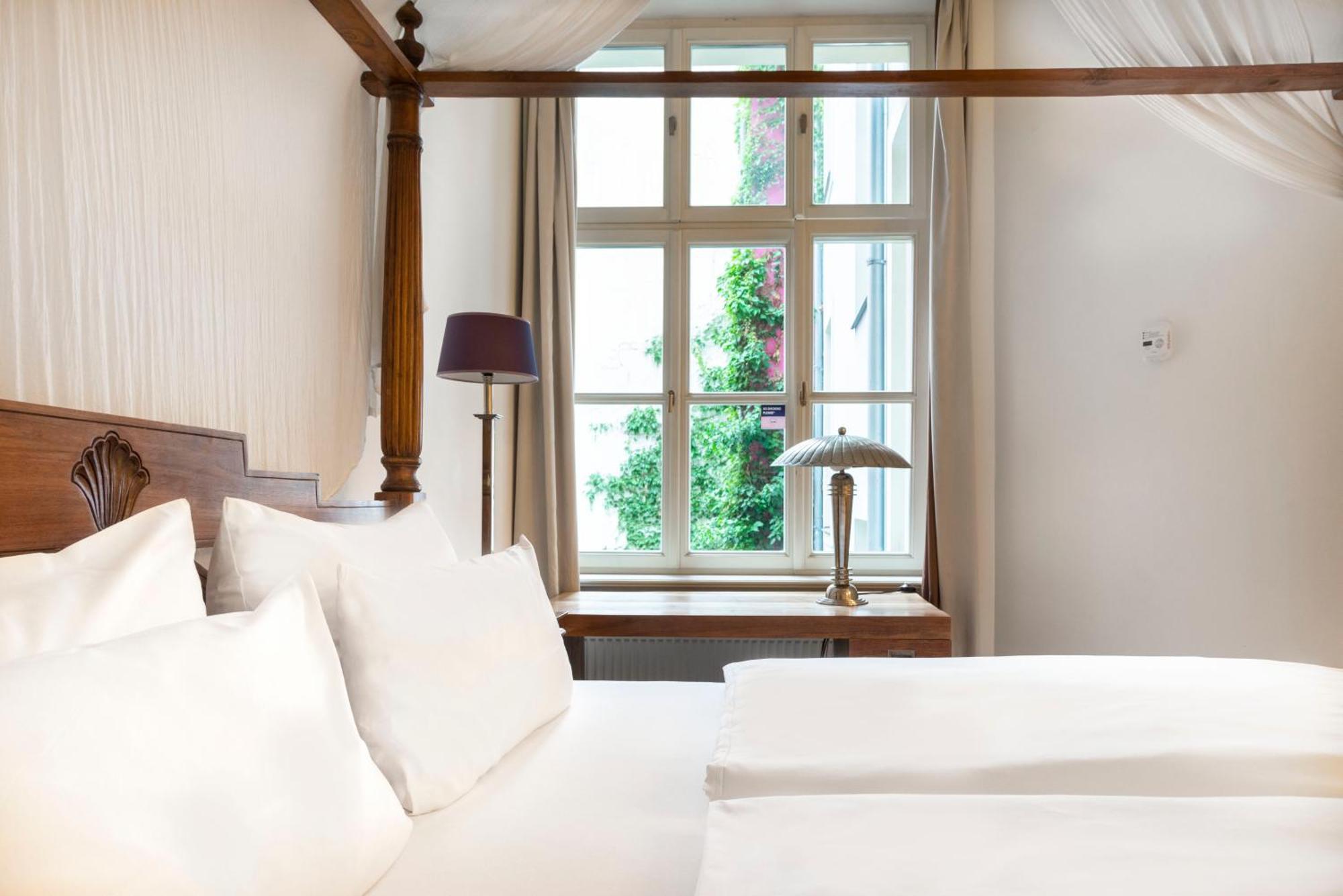 Numa Berlin Belfort Room photo